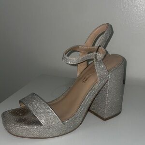 Dream Pairs Silver Glitter Block Heels